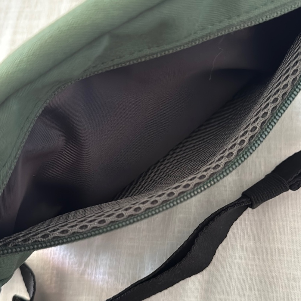 Robic Green Waist Bag - Picture 7 of 11